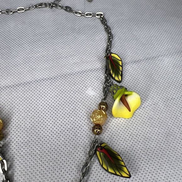 Yellow Calla Lily Flower Necklace Handmade Hand painted 16” - Picture 4 of 7